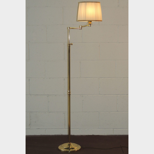 Lampada da Terra con Doppio Snodo