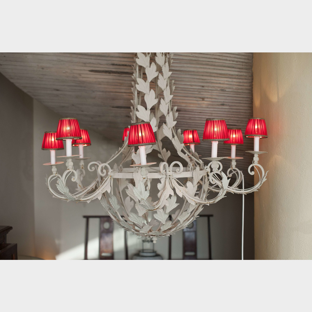white wrought iron chandelier Lampadario in Ferro Battuto