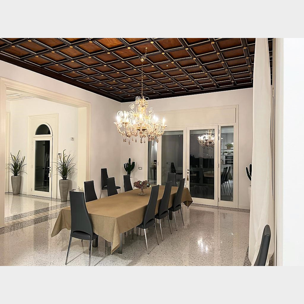 lampadario ca rezzonico vetro di murano 12 luci ambientato lampadario ca rezzonico vetro di murano 12 luci ambientato