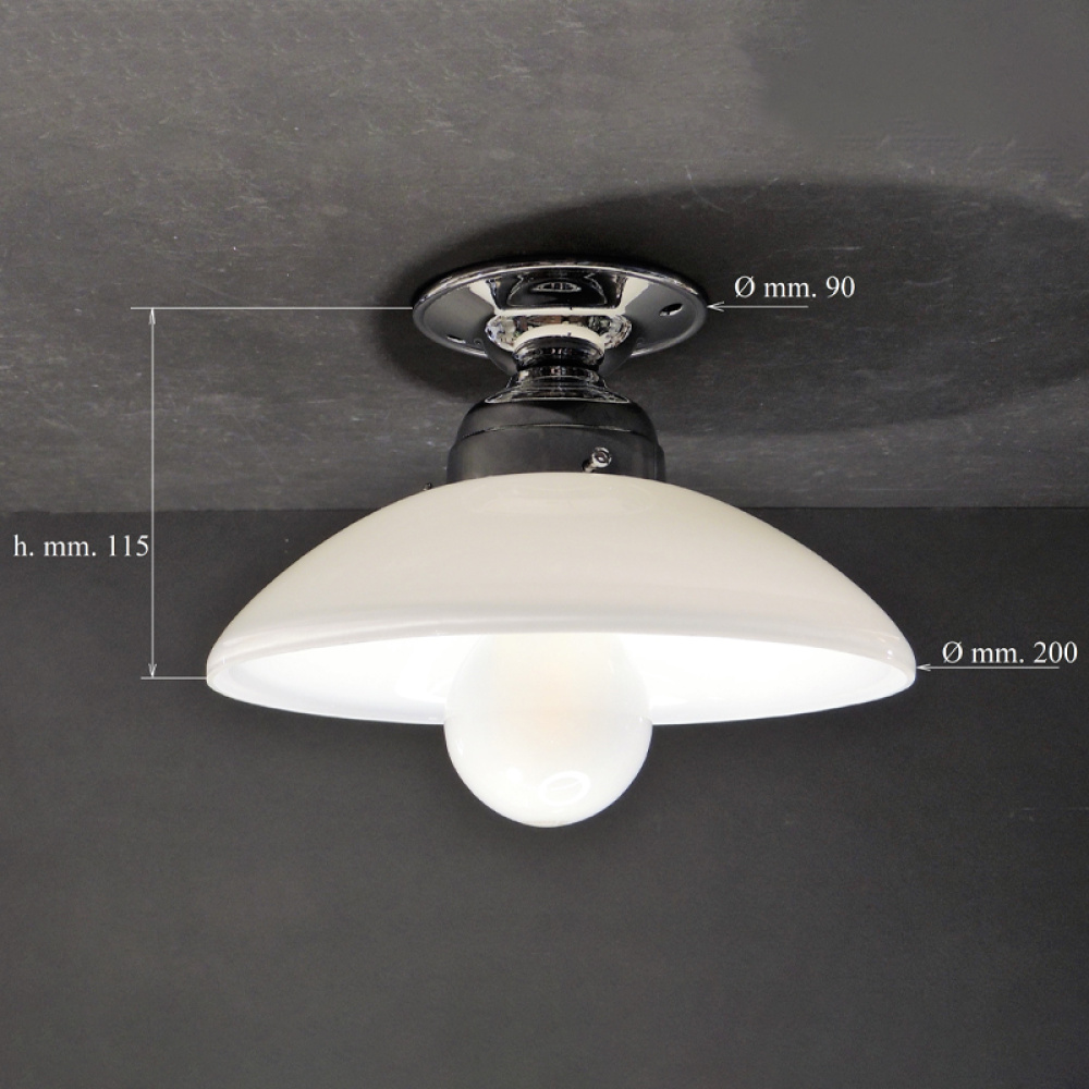 Lampada a soffitto o parete in ottone cromato e vetro opalino Tramvay piatto art. LS 01 B 2